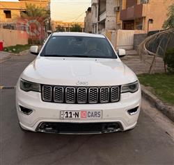 جیپ گراند شیرۆکی